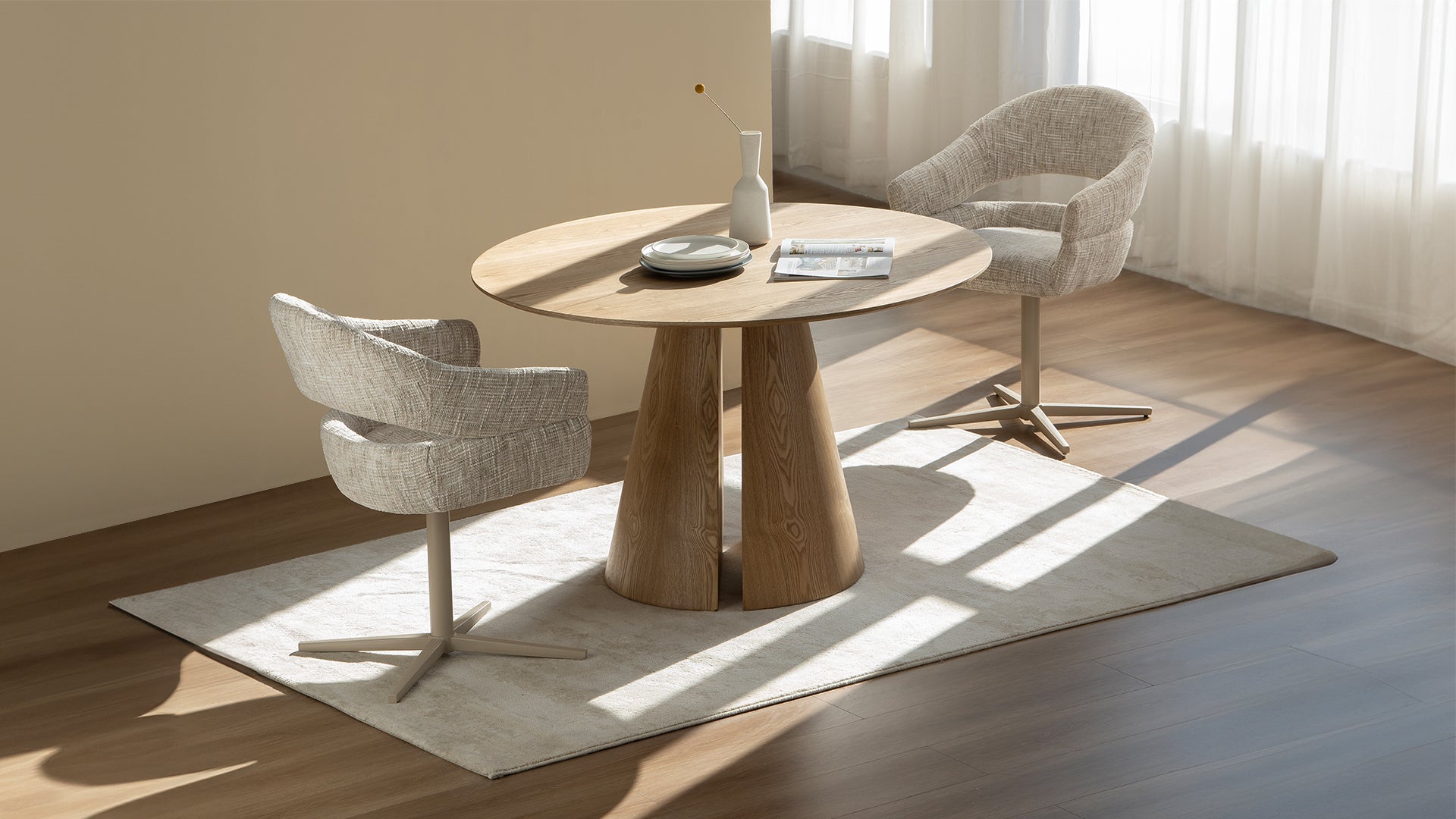 Les couleurs des pieds de chaises révélées : Des associations parfaites pour égayer votre maison !