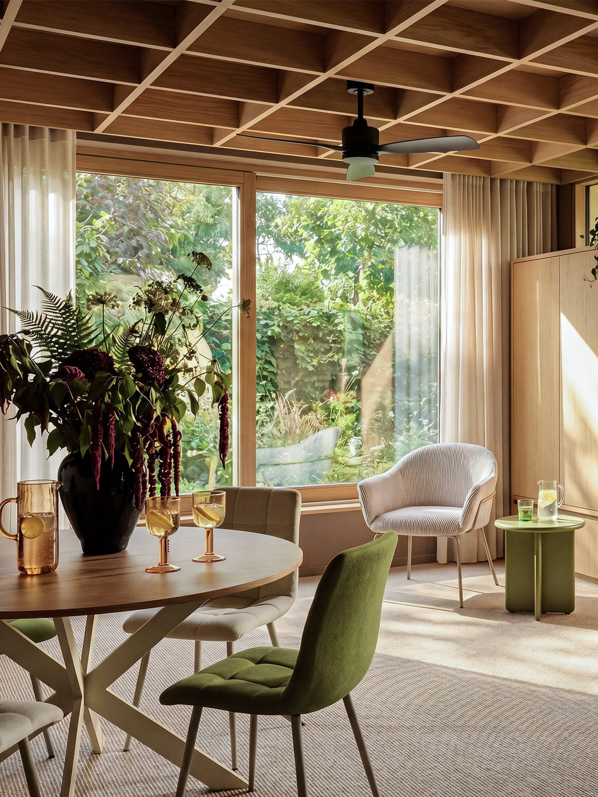 Comment Aménager Sa Maison Pour Un Été Aéré Avec La Nouvelle Collection Ofcasa : Idées Pour La Salle À Manger, Le Salon Et Les Espaces Extérieurs Couverts