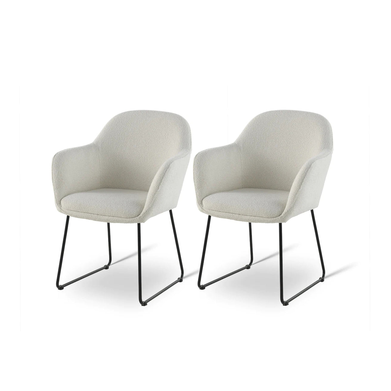 Fauteuil design Neve UDC22123 en velours gris-bleu, dossier incurvé ergonomique et pieds en métal doré. Idéal pour salon moderne ou bureau élégant. Profondeur d'assise généreuse (55cm) et structure stable.