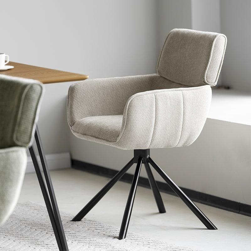 Fauteuil à dîner pivotant Elara HDC233029 en chenille beige, avec base métallique dorée et mécanisme de rotation fluide, pour salle à manger ou cuisine ouverte