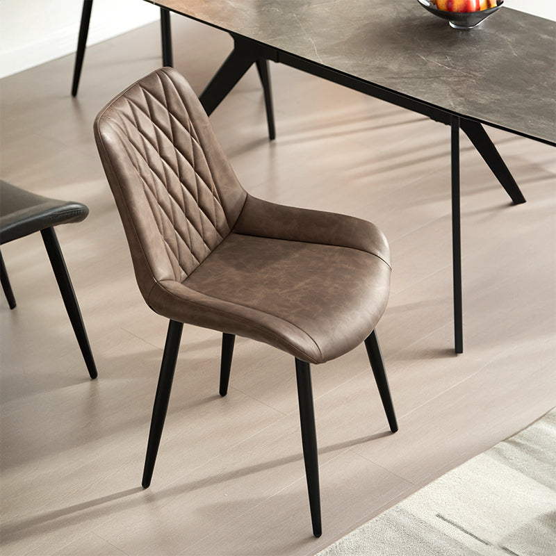 Chaise à manger en similicuir,Meuble de salle à manger design,Décoration intérieure contemporaine,Ensemble de cuisine moderne,Chaise en similicuir,Chaise à manger OFCASA,Chaise en cuir OFCASA,Chaise à manger classique en cuir,Chaise à manger verte,Chaise à manger marron,Décoration d'intérieur,Meubles,Meubles de cuisine