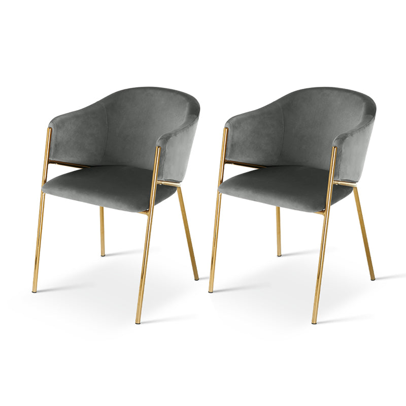 Ajoutez une touche de luxe à votre salle à manger avec les Fauteuils Salle à Manger Dalila d’OFCASA : velours doux, pieds en chrome doré, structure métallique robuste et montage facile, parfaits pour les intérieurs élégants.