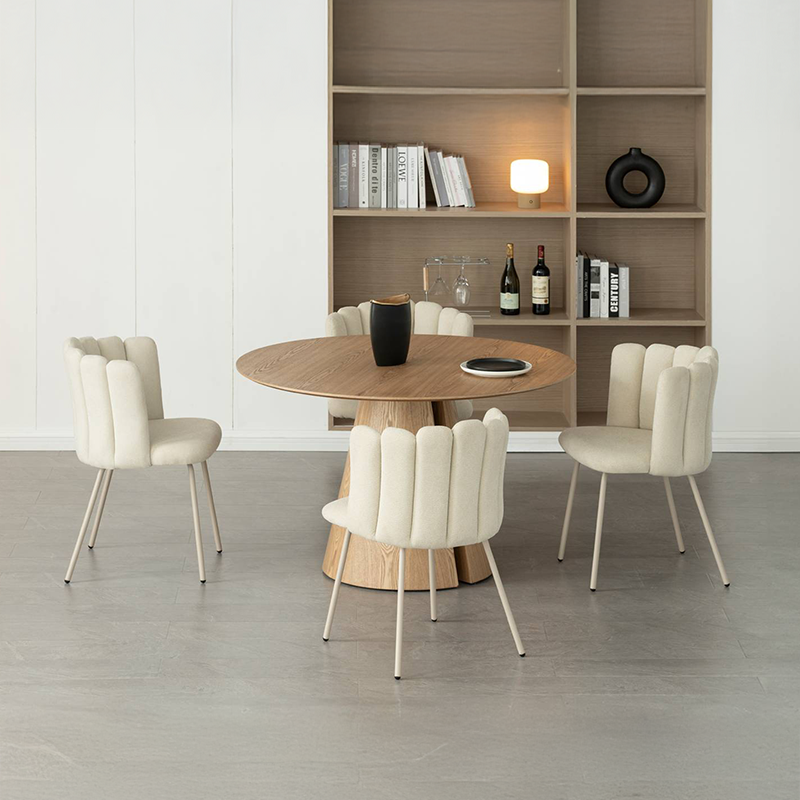 Table de salle à manger ronde Isabeau et 4 Fauteuil salle à manger Grove [Ensemble de Salle à Manger]