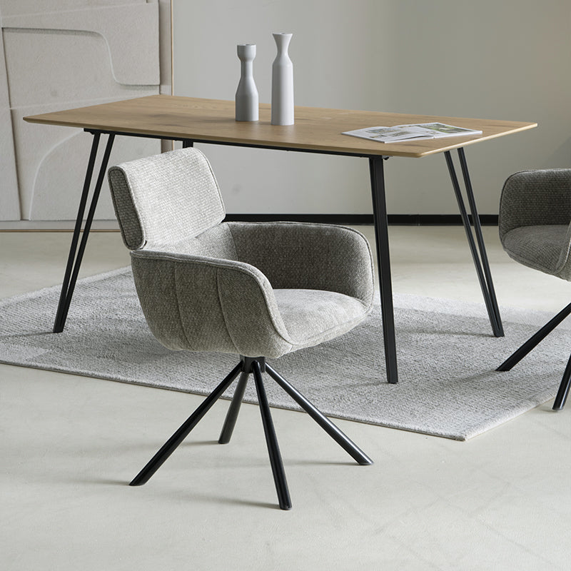 Fauteuil à dîner pivotant Elara HDC233029 en chenille beige, avec base métallique dorée et mécanisme de rotation fluide, pour salle à manger ou cuisine ouverte