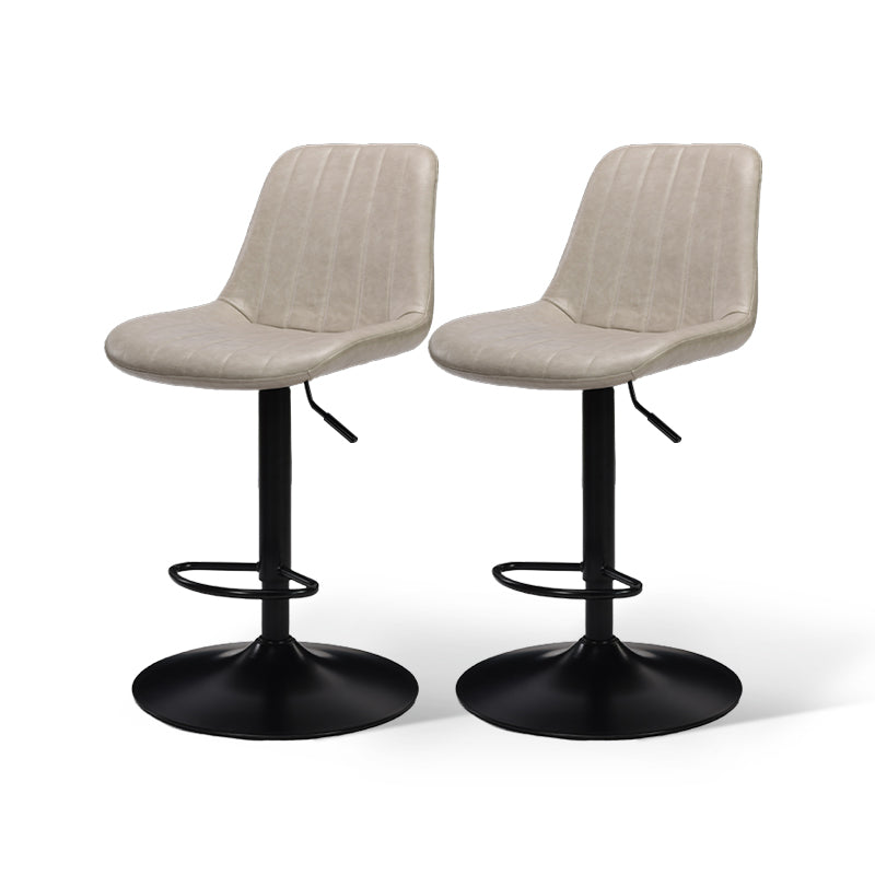 Découvrez les tabourets de bar OFCASA Jarvis AH : hauteur réglable de 62 à 82 cm avec vérin hydraulique, assise pivotante à 360°, revêtement en similicuir et base en métal stable — un choix idéal pour les cuisines modernes.